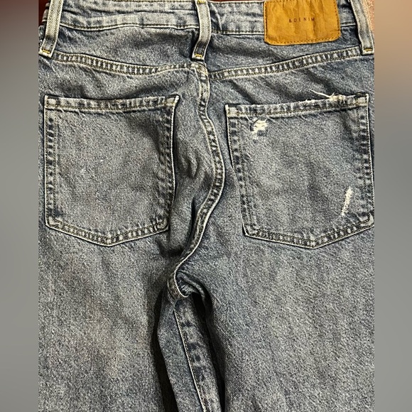 ❤️Distressed -Gray Moms jean High waisted -Straight Leg Jeans size 4 Tall - Picture 8 of 11